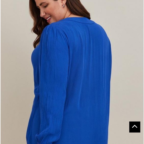 COPY - 5/$25. Torrid long sleeve top. - Picture 3 of 6